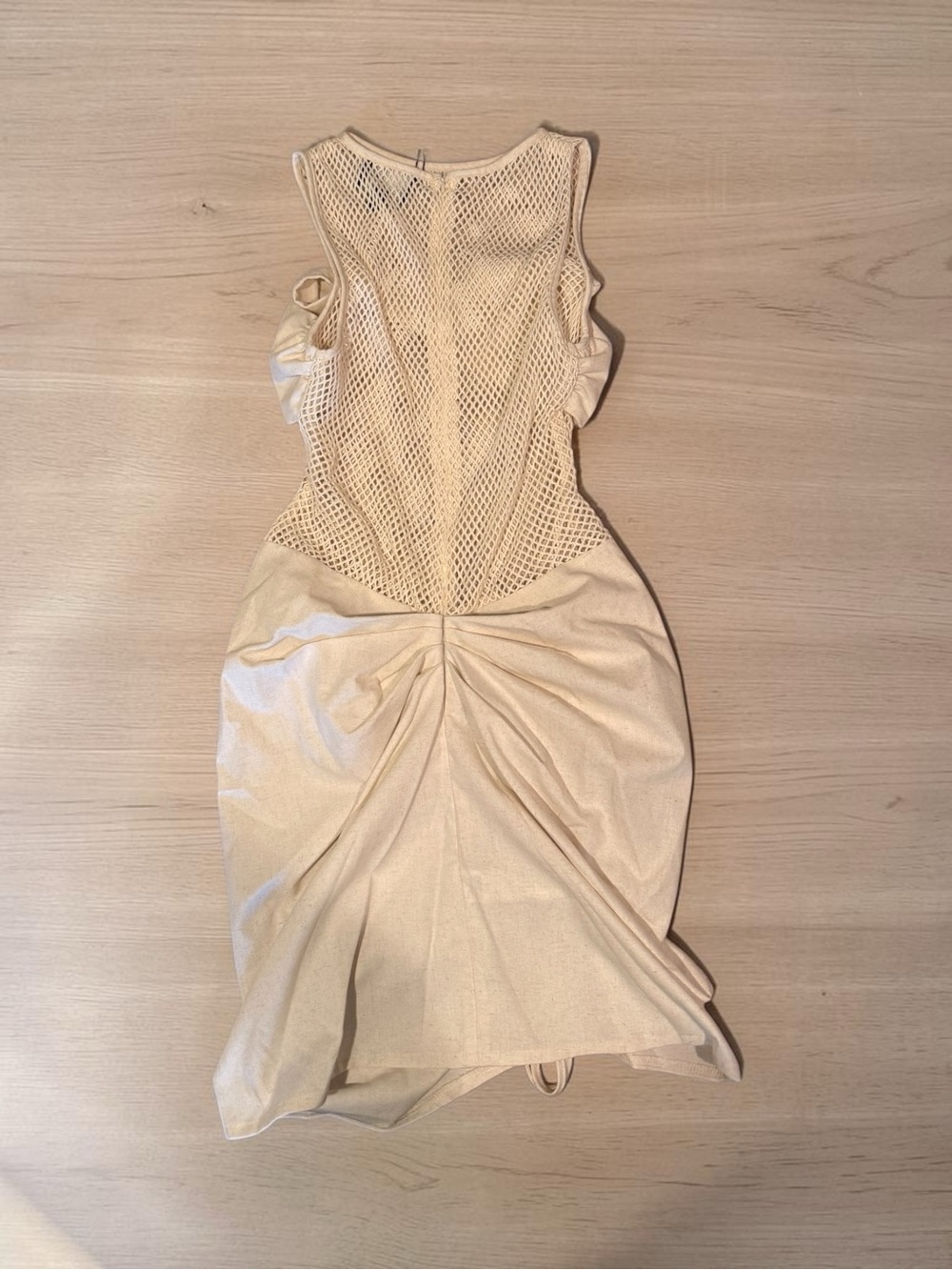 PrettyLittleThing Mesh Panel Ruched Mini Dress - Picture 2 of 6